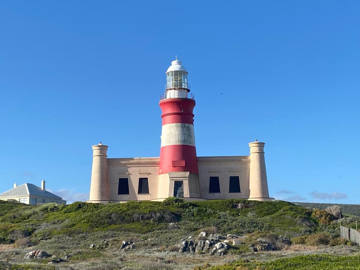 Zuidste Huisie Fisherman'S Cottage Struisbaai Dış mekan fotoğraf